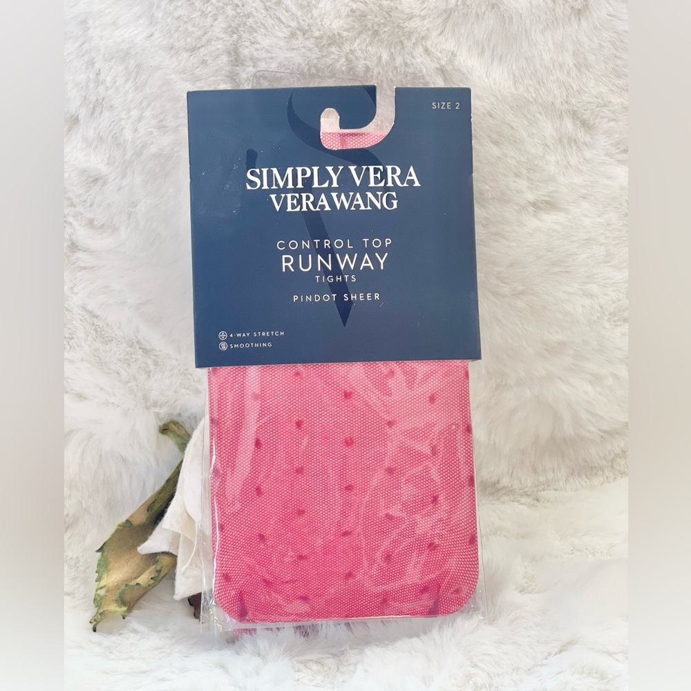 New with tags SIMPLY VERA CONTROL TOP RUNWAY TIGHTS PINDOT SHEER RIO RED SZ 2